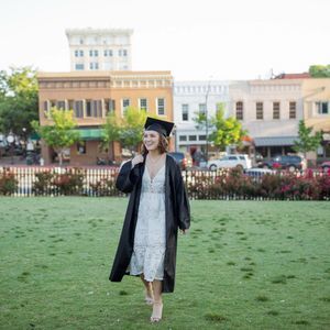 Meet your Posher, Clara